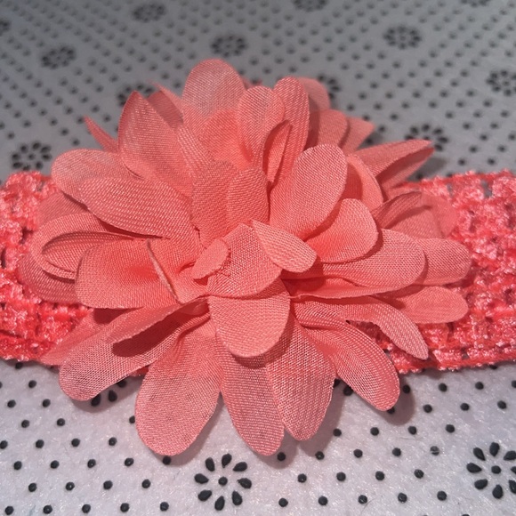 🛍 NEW PRETTY Little GIRLS BUNDLE OF 3 BOW SIZE 0-24 MONTHS - Picture 4 of 6